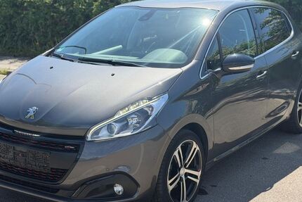 Peugeot 208 56.700 km 11.990 &euro; Limburgerhof 67117