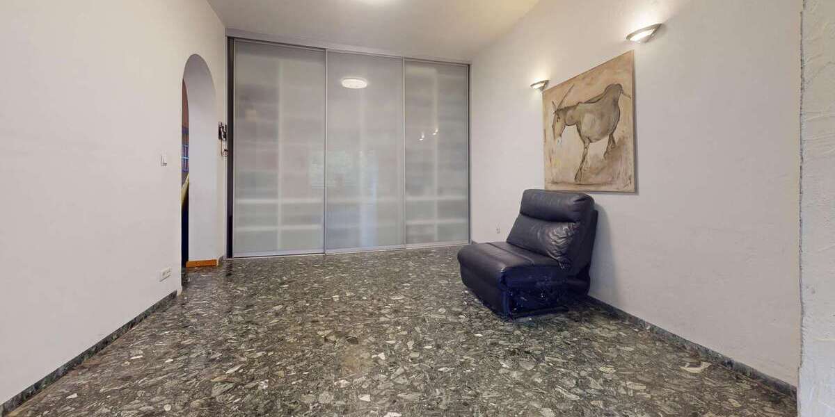 Großzügiges EFH mit Garten und Terrasse in bevorzugter Lage Neuostheims Mehrere Nutzungsmögl 9 zimmer