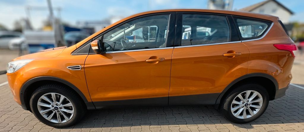 Ford Kuga 109.500 km 11.550 &euro; Östringen 76684