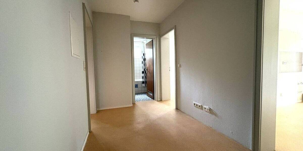 Etagenwohnung Ludwigshafen Süd - 2 Zimmer, 60 m&sup2;, 125.000&euro; | Angebot:26528166