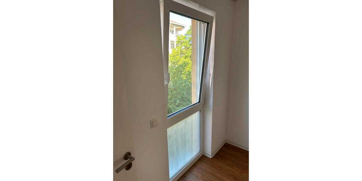 Etagenwohnung Ludwigshafen am Rhein Mundenheim - 2 Zimmer, 48 m&sup2;, 700&euro; | Angebot:26335216