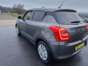 Suzuki Swift 1.2 Dualjet Hybrid Club AHK M+S 70.345 km 11.850 &euro; Obrigheim-Asbach 74847