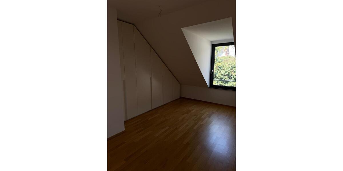 Dachgeschoßwohnung Heidelberg Neuenheim - 2 Zimmer, 75 m&sup2;, 1.875&euro; | Angebot:25881367