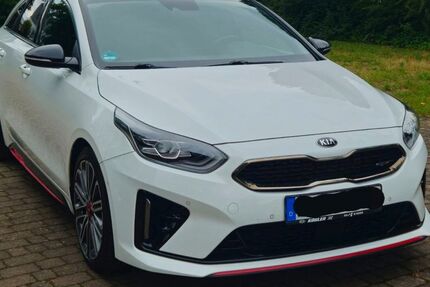 Kia pro ceed / ProCeed 107.000 km 16.990 &euro; Mannheim 68309