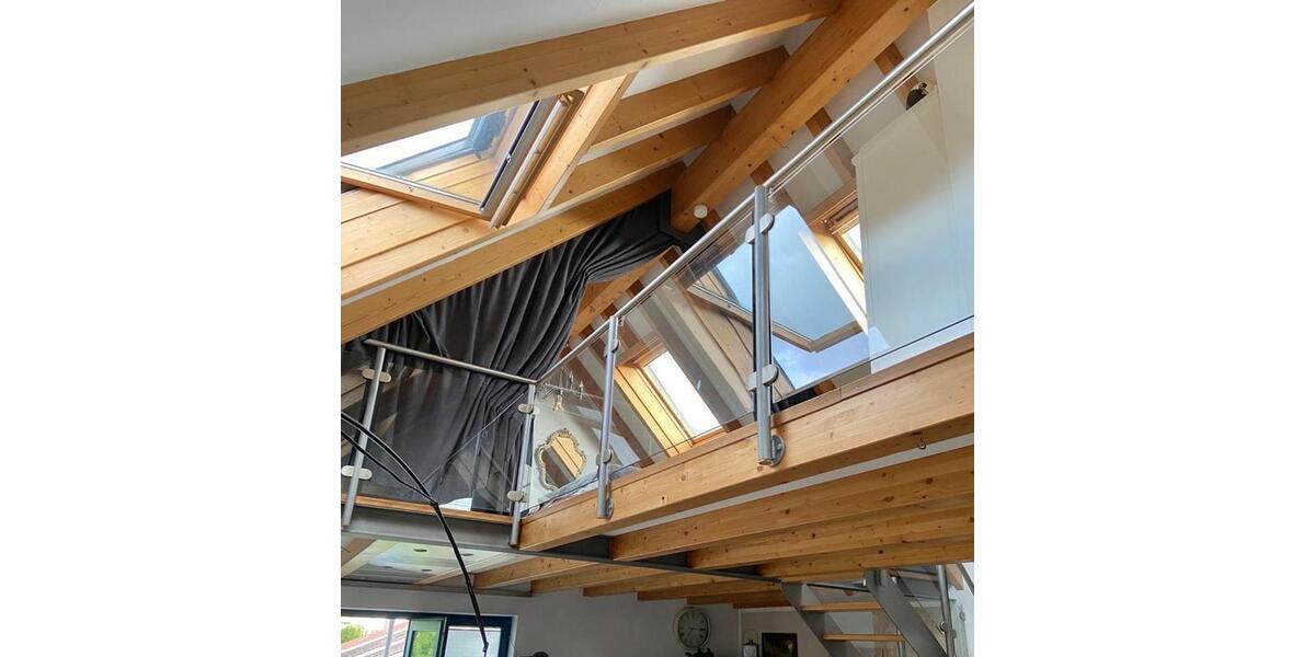 71m² hochwertige vollmöblierte Maisonette-Wohnung mit Einbauküche, Balkon, Kamin und Galerie 2 zimmer