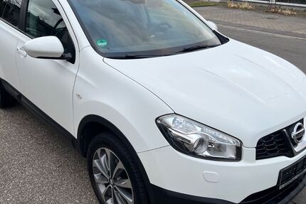 Nissan Qashqai 179.726 km 5.600 &euro; Hockenheim 68766