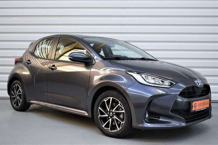 Toyota Yaris 25.000 km 19.990 € Forst 76694