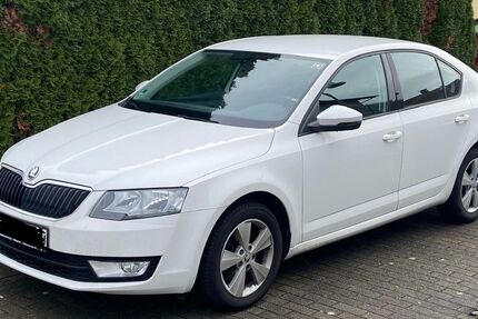 Skoda Octavia 90.000 km 8.800 &euro; Ubstadt-Weiher 76698