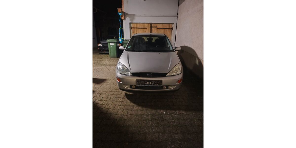 Ford Focus 131.998 km 600 € Philippsburg 76661