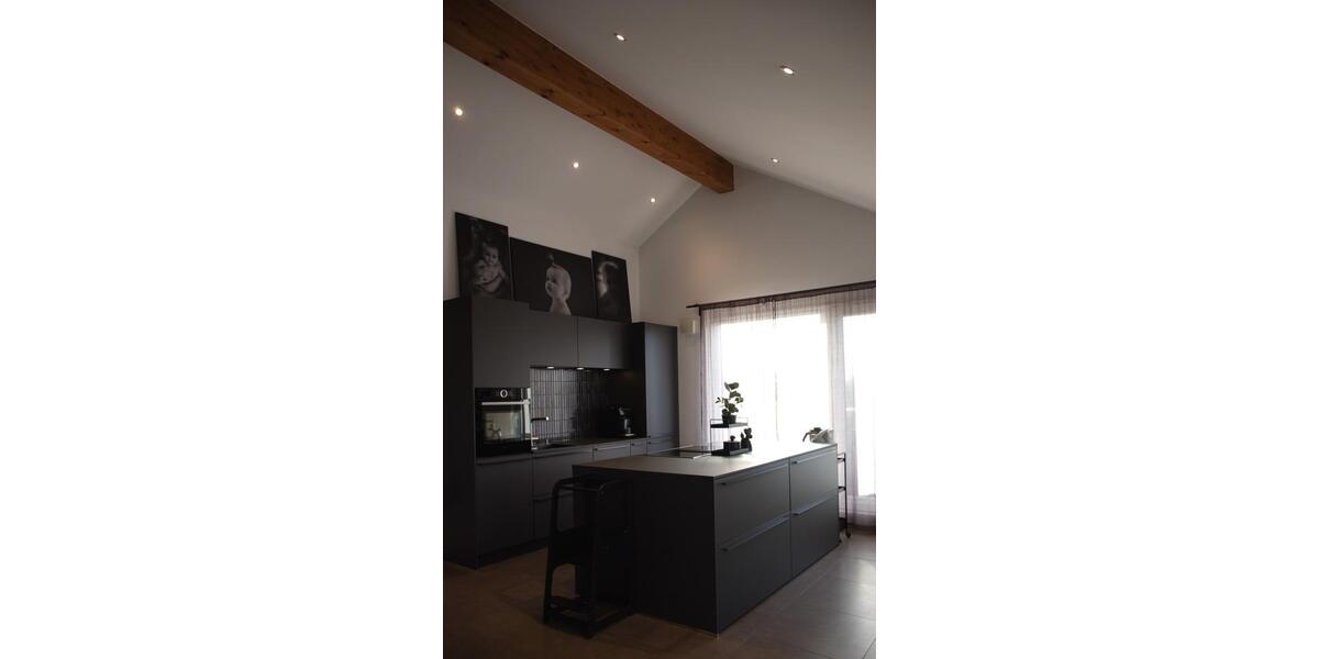 Exklusive Dachgeschosswohnung mit 54 qm Dachterasse 3 zimmer