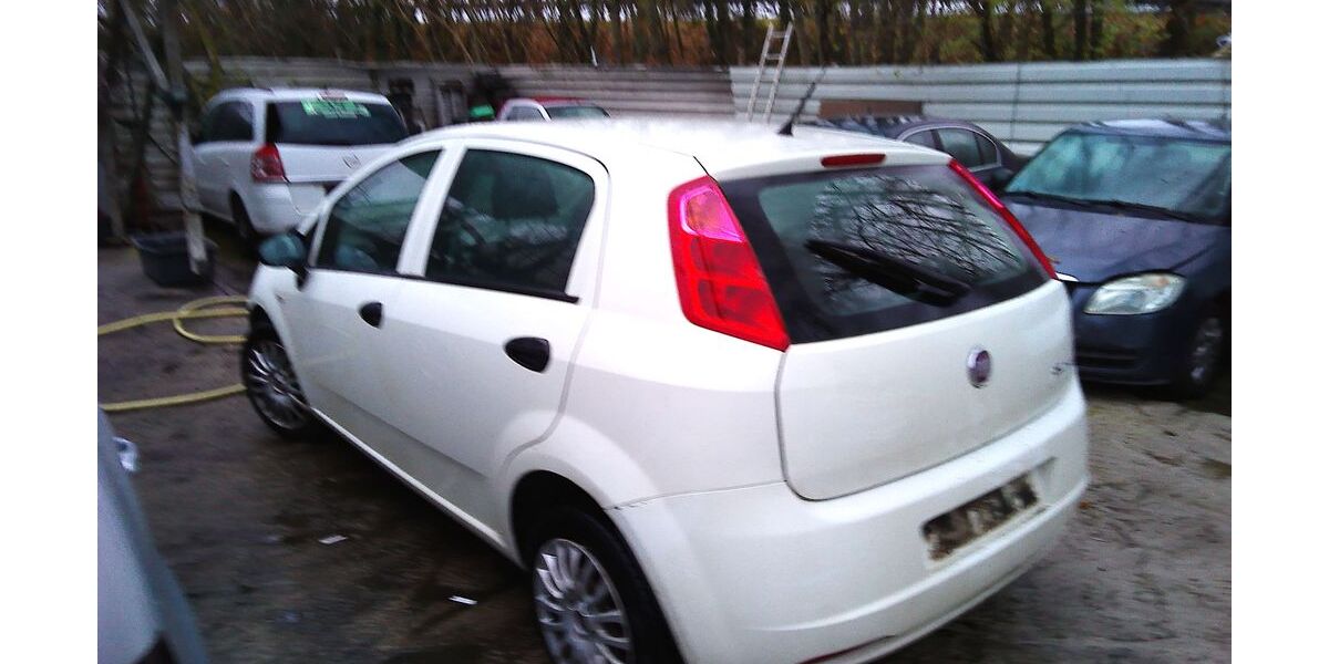Fiat Punto 293.654 km 950 € Mannheim 68309