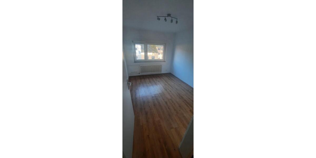 Etagenwohnung Mannheim Herzogenried - 2 Zimmer, 33 m&sup2;, 420&euro; | Angebot:26626722