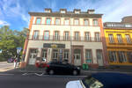 GLOBAL INVEST SINSHEIM | Stilvolle 1-Zimmer-Wohnung im Barockhaus am Mannheimer Schillerplatz