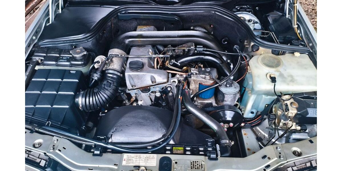 Mercedes-Benz 190 129.000 km 4.900 &euro; Obrigheim 74847