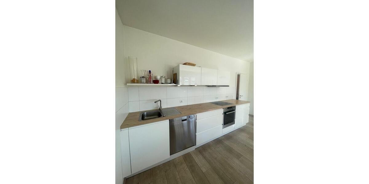 Etagenwohnung Ludwigshafen am Rhein Ludwigshafen-Hemshof - 2 Zimmer, 85 m&sup2;, 1.150&euro; | Angebot:26237346