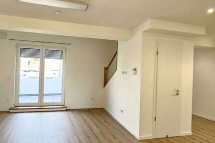Wohnung Ludwigshafen Edigheim - 5 Zimmer, 201 m&sup2;, 1.800&euro; | Angebot:26963158