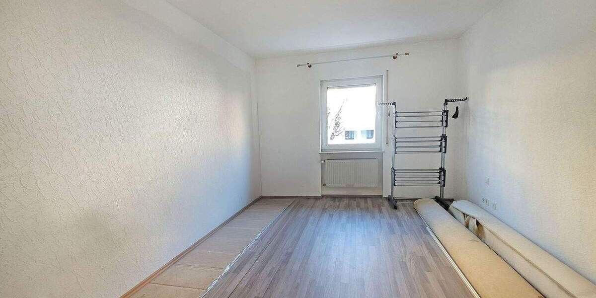 Etagenwohnung Bammental - 4 Zimmer, 86 m&sup2;, 210.000&euro; | Angebot:25668549