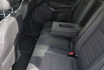 Ford Kuga 123.500 km 9.500 &euro; Waldsee 67165