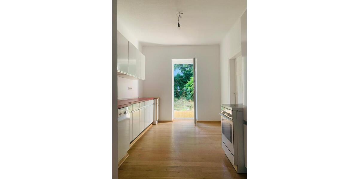 Einfamilienhaus Mannheim Feudenheim - 9 Zimmer, 180 m&sup2;, 450&euro; | Angebot:26089094