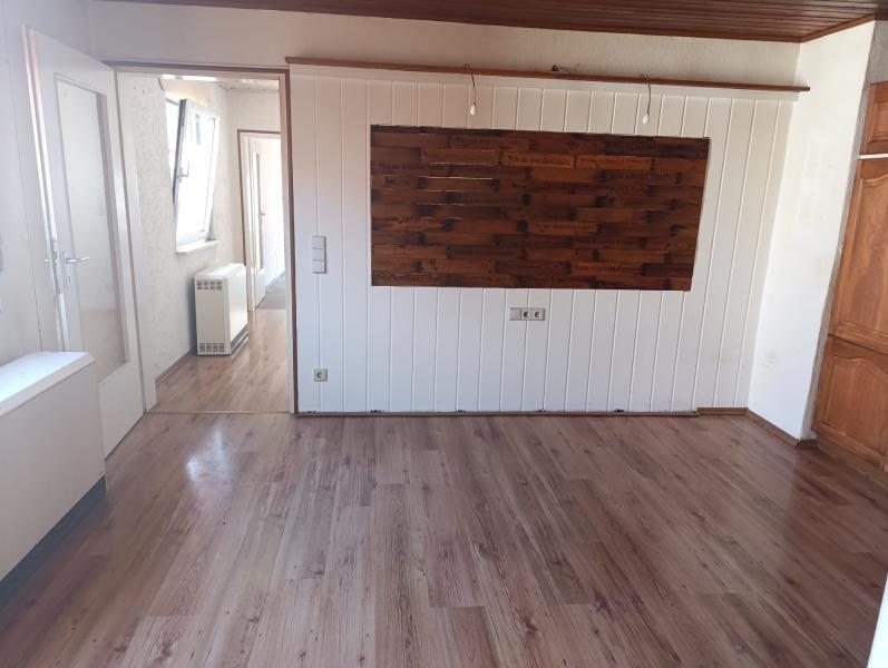 ObjNr:19726 - Freundliches 1-2 Fmilienhaus in ruhiger Lage von Waldsee 6 zimmer