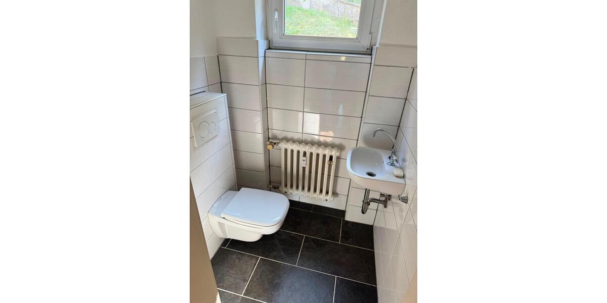 Erdgeschoßwohnung Hirschhorn (Neckar) - 4 Zimmer, 128 m&sup2;, 1.400&euro; | Angebot:26704593