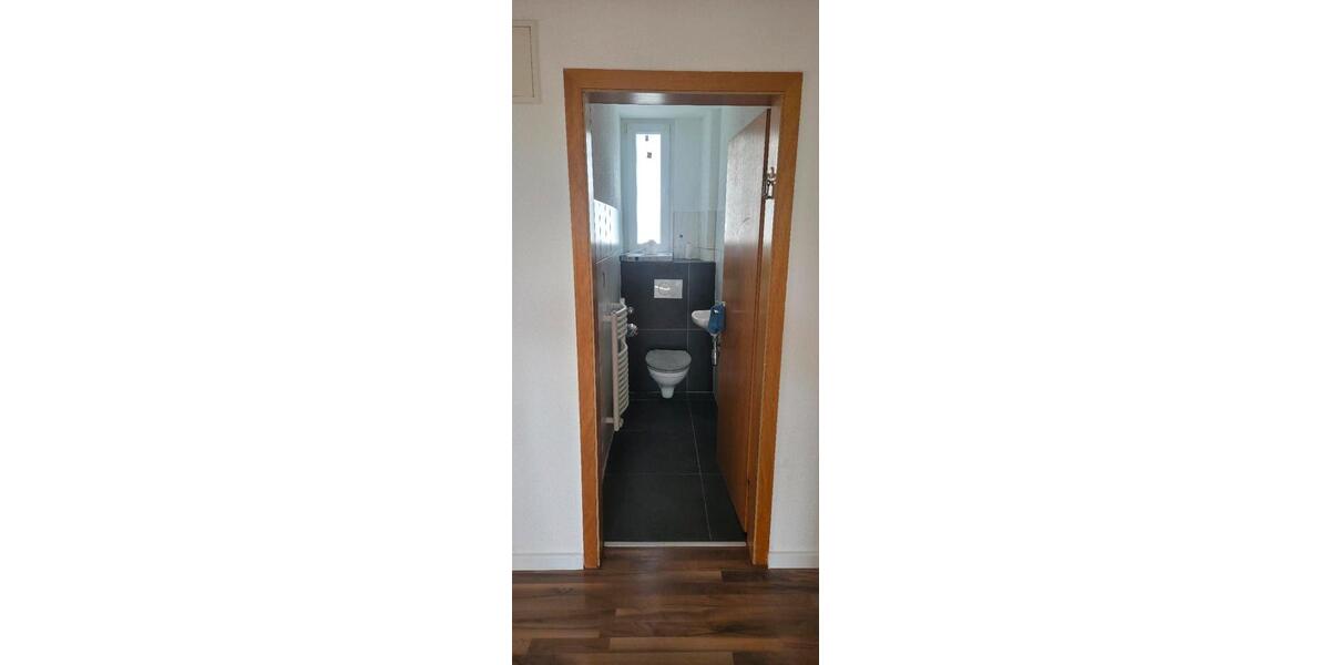 Etagenwohnung Ludwigshafen am Rhein Mundenheim - 3 Zimmer, 85 m&sup2;, 1.300&euro; | Angebot:26336266