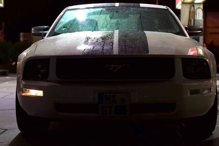 Ford Mustang 93.000 km 9.999 &euro; Mannheim 68307