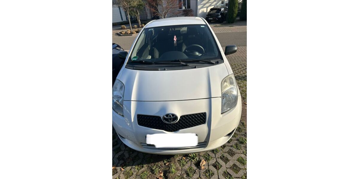 Toyota Yaris 151.000 km 2.470 € Harthausen 67376