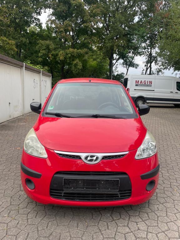 i10