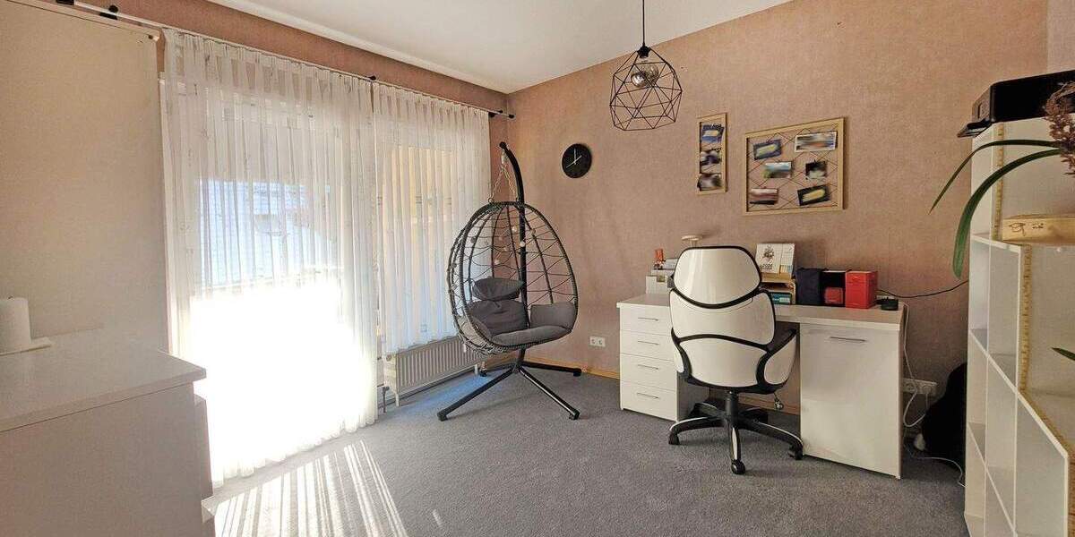 Etagenwohnung Bammental - 4 Zimmer, 86 m&sup2;, 210.000&euro; | Angebot:25668549