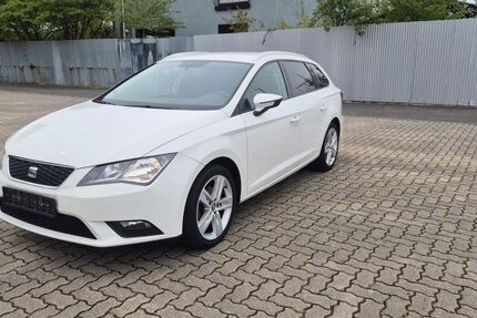 Seat Leon 140.500 km 9.770 &euro; Mutterstadt 67112