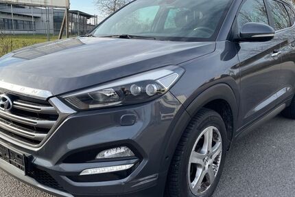 Hyundai TUCSON 76.000 km 15.499 € Hockenheim 68766