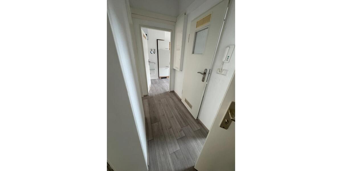 Etagenwohnung Ludwigshafen am Rhein Mundenheim - 2 Zimmer, 60 m&sup2;, 700&euro; | Angebot:26123481