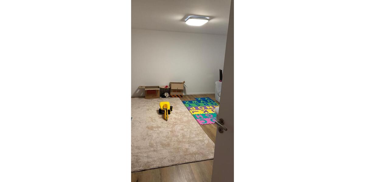 Doppelhaushälfte Altlußheim - 7 Zimmer, 186 m&sup2;, 2.400&euro; | Angebot:25542352