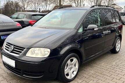 VW Touran 135.597 km 2.499 &euro; Leimen(Heidelberg) 69181
