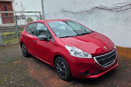 Peugeot 208 117.000 km 3.590 &euro; Mannheim 68305