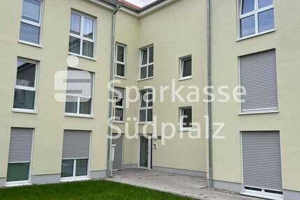Wohnung Ludwigshafen Ludwigshafen-Oggersheim - 2 Zimmer, 57 m&sup2;, 785&euro; | Angebot:26853150