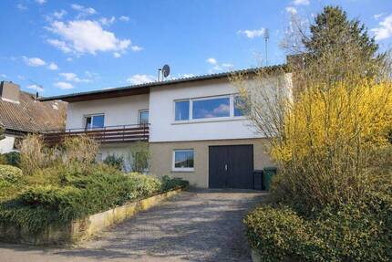 Haus Eschelbronn - 8 Zimmer, 265 m&sup2;, 439.000&euro; | Angebot:26427810
