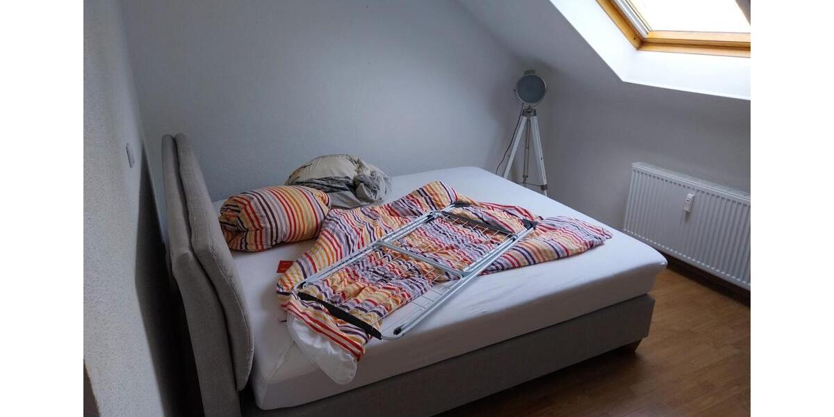 Dachgeschoßwohnung Mannheim Hochstätt - 2.5 Zimmer, 56 m&sup2;, 644&euro; | Angebot:26427117