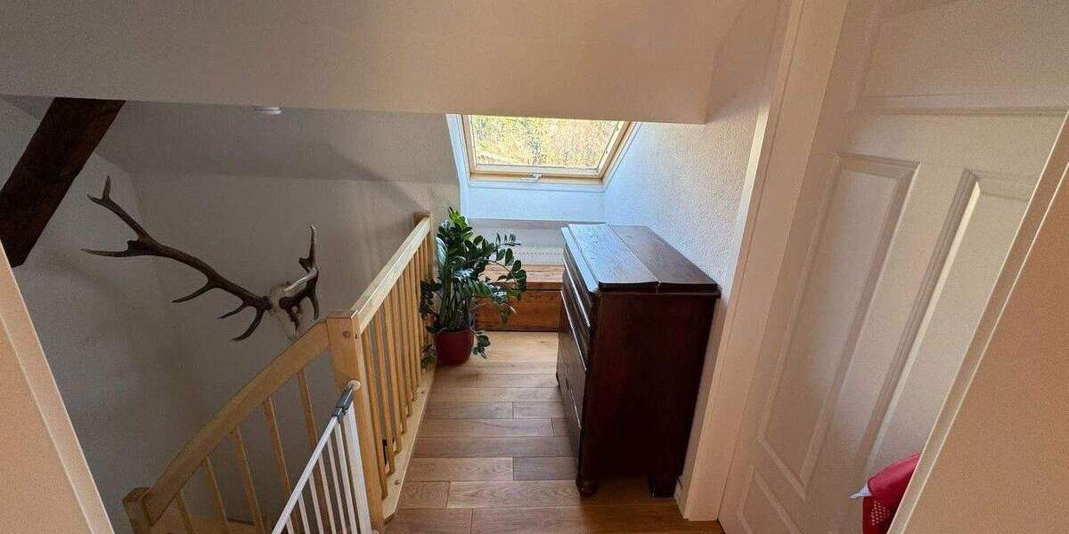 Charmantes Altbau-Reihenhaus 3 zimmer