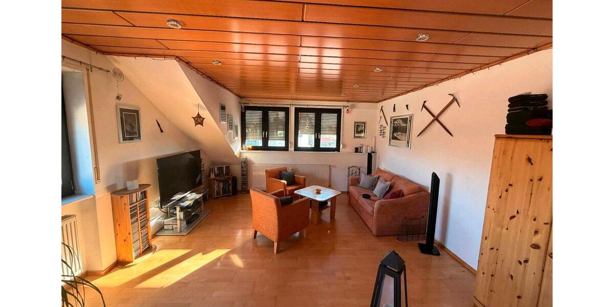 Dachgeschoßwohnung Dannstadt-Schauernheim Schauernheim - 3 Zimmer, 83 m&sup2;, 750&euro; | Angebot:26385769