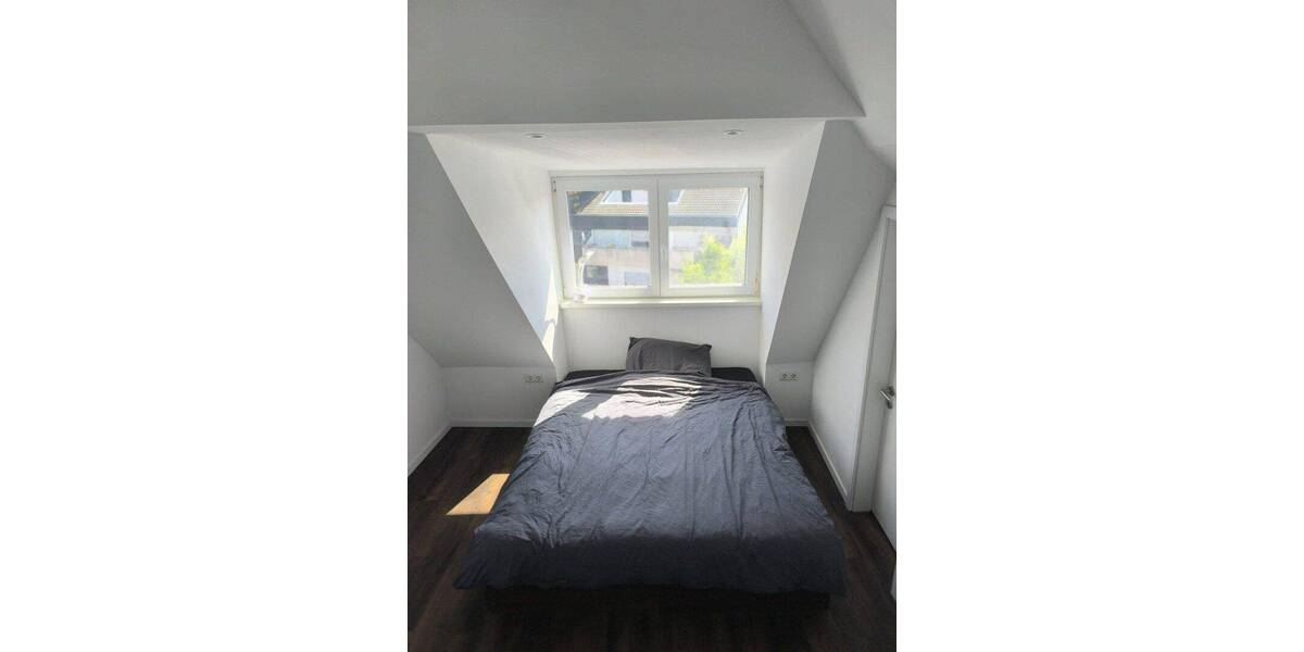 Etagenwohnung Wiesloch - 2 Zimmer, 85 m&sup2;, 1.150&euro; | Angebot:26929288