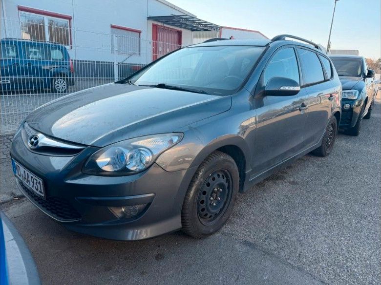 Hyundai i30 148.000 km 950 &euro; Speyer 67346