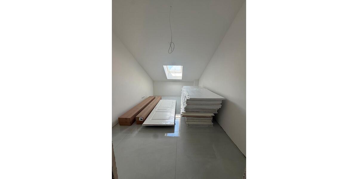 Dachgeschoßwohnung Mörlenbach - 3 Zimmer, 90 m&sup2;, 1.250&euro; | Angebot:26444460