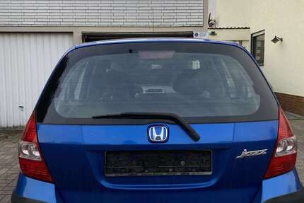 Honda Jazz 200.000 km 2.650 &euro; Mannheim 68309