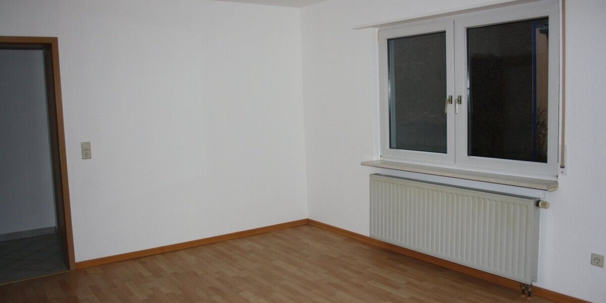 Lobbach, MFH + Nebengebäude - Mehrfamilienhaus, Wohnhaus Lobbach Lobenfeld | Angebot:16602125