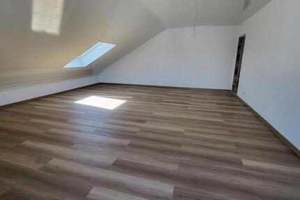 Wohnung Waghäusel - 3 Zimmer, 76 m&sup2;, 900&euro; | Angebot:26312711