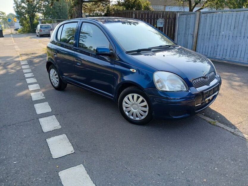 Yaris