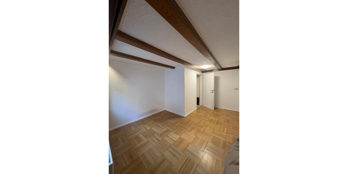 Einfamilienhaus Eberbach - 7 Zimmer, 130 m&sup2;, 1.300&euro; | Angebot:24648278