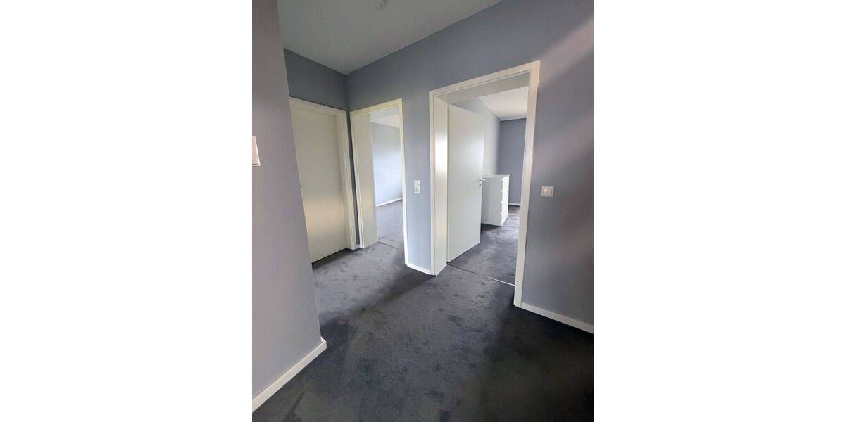 BLICK INS GRÜNE! SOFORTBEZUG! GROßES EINFAMILIENHAUS (REIHE) MIT GARTEN UND GARAGE! 7 zimmer